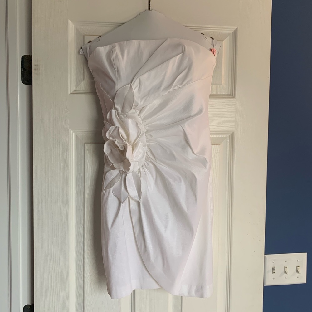Cache Women’s White Strapless Dress 💗